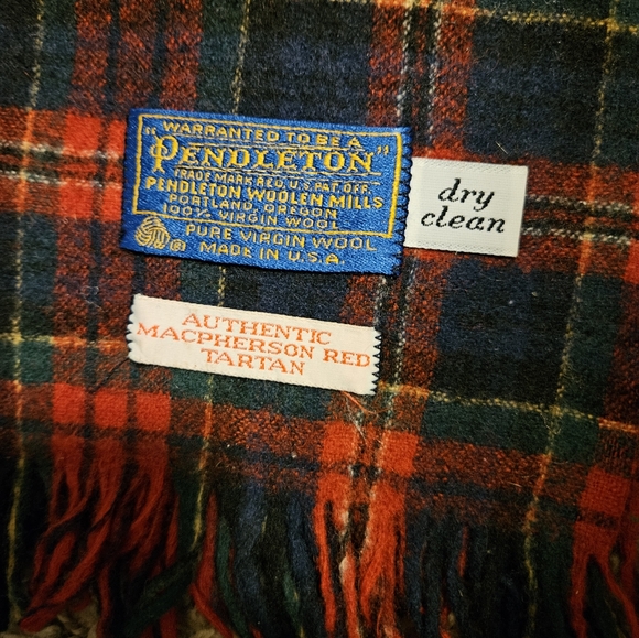 Pendleton scarf - Picture 3 of 3